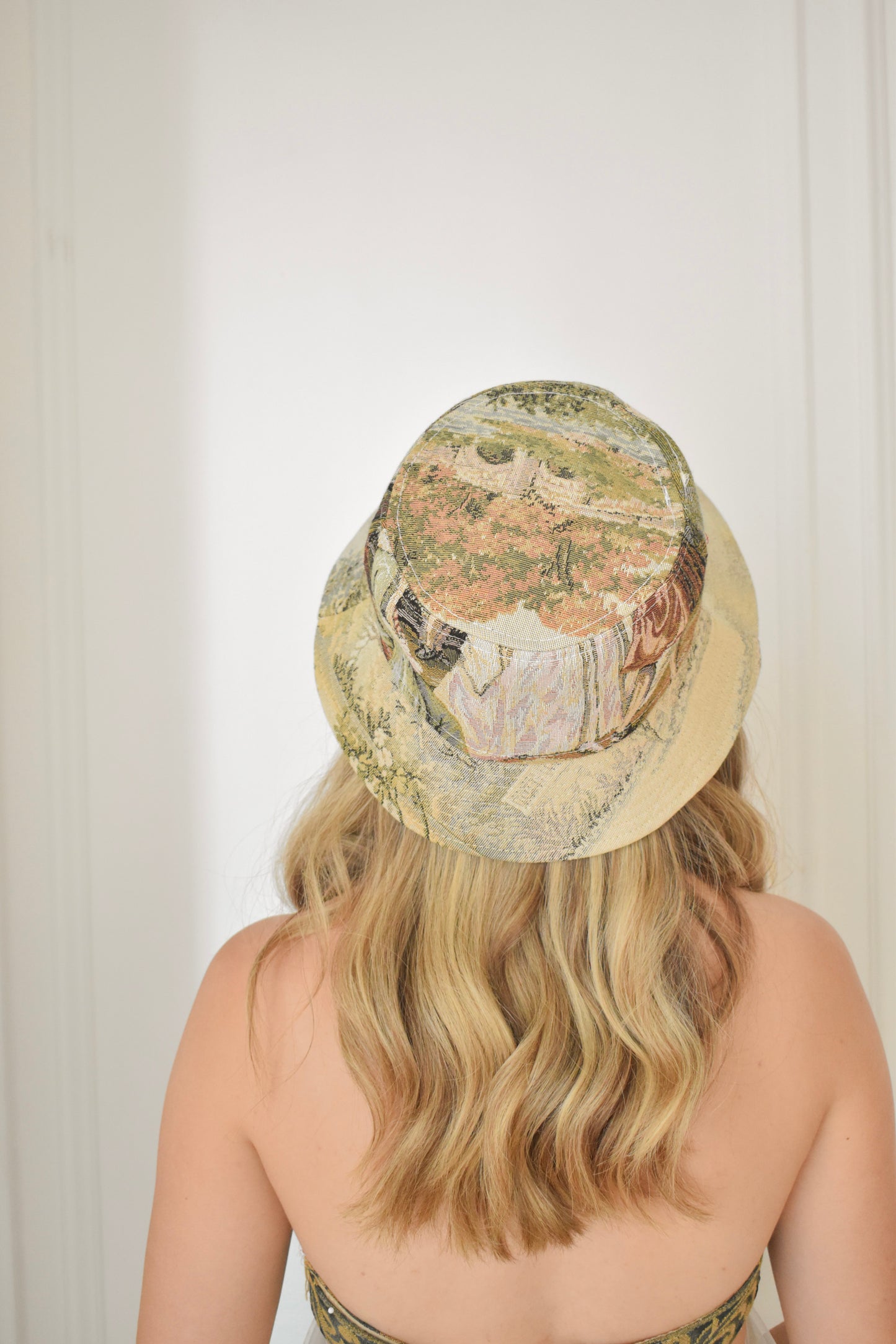 "Queen's Garden" Bucket Hat